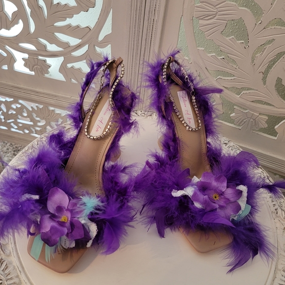 "VIOLET RAE" Feather Ankle Strap Heels - Picture 5 of 10